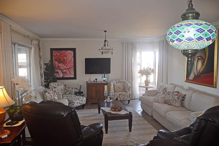 5 Bedroom Property for Sale in Tergniet Western Cape